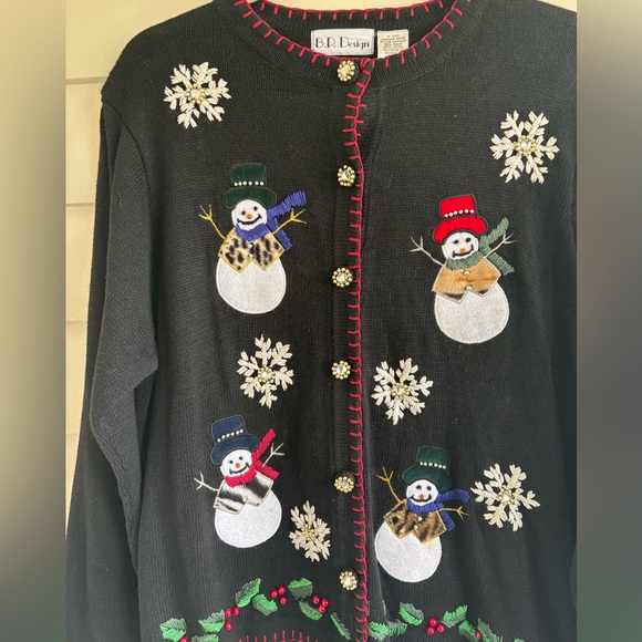 B.P. Design Snowman Christmas Sweater with Holly Berries Size Large - Picture 7 of 14